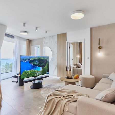 Wave Beachfront Family Apartment Miedzyzdroje Ngoại thất bức ảnh