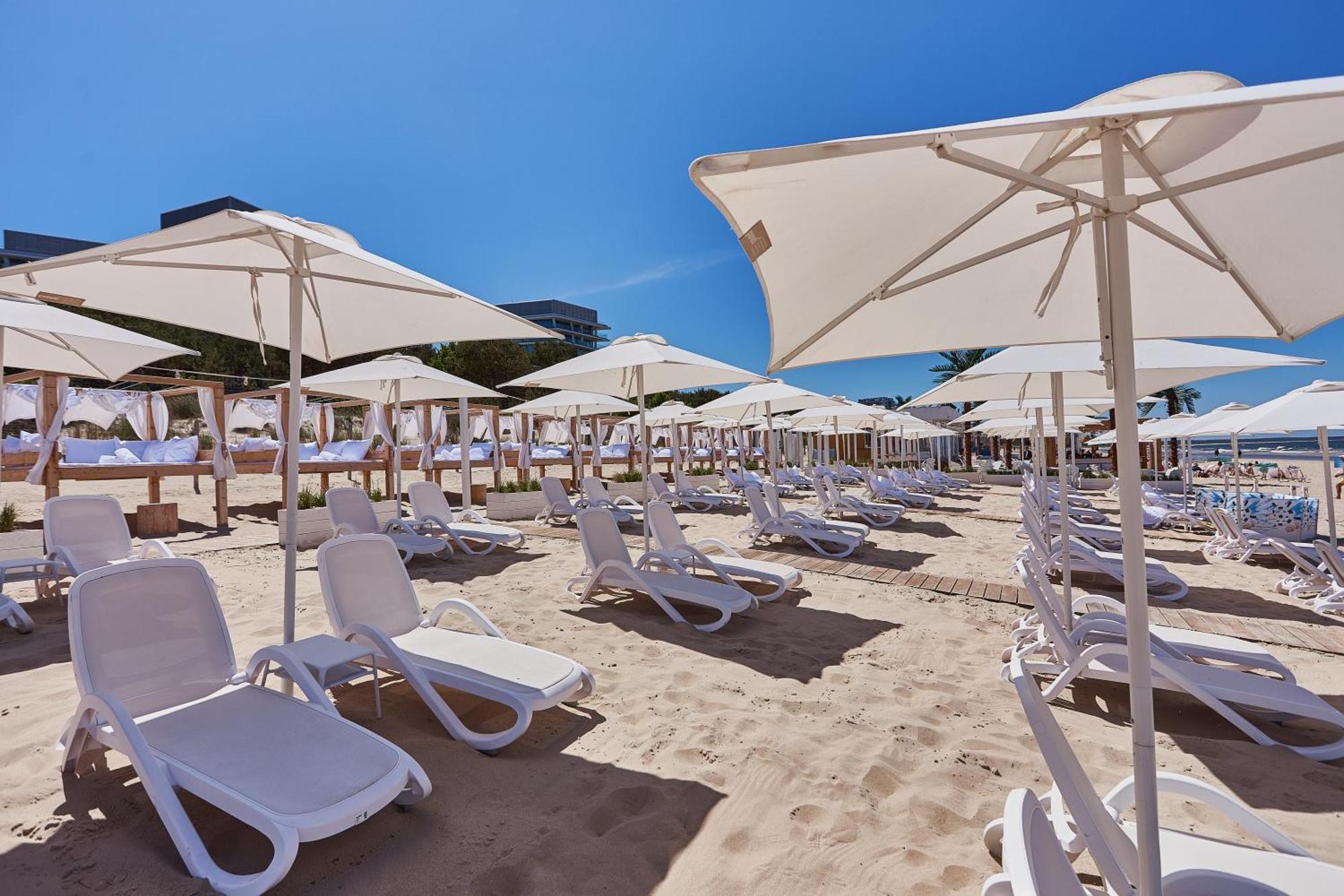 Wave Beachfront Family Apartment Miedzyzdroje Ngoại thất bức ảnh